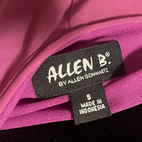 Allen B. One shouldered purple and red tunic. Great condition! Very flattering - Picture 5 of 5